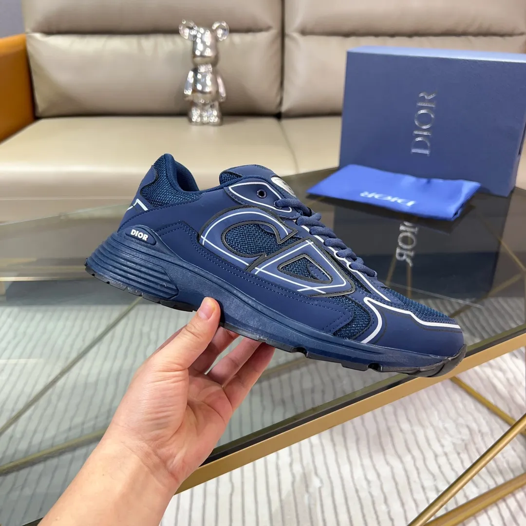 Men's Shoes💰P460💰【DIOR】Dior's new B30 low-top sneakers✅ are carefully made of gray mesh fabric and white technical fabric, decorated with reflective "CD30" graphic logo, and "DIO~B30" and "CD30" logos on the heel and tongue. An extra-light, sculpted rubber sole with signature accents adds style, while internal stretch details create ideal comfort. It can be matched with various casual styles to show a fashionable and modern sports style. Code number: 38-44 (45 can be customized)
